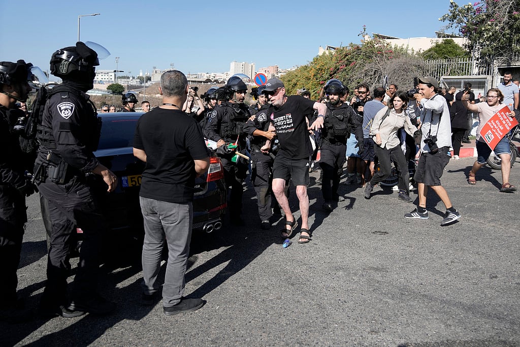 | Photo: AP : Holon Stabbing: 2 Killed In Knife Attack, Suspect 'Neutralised' By Police